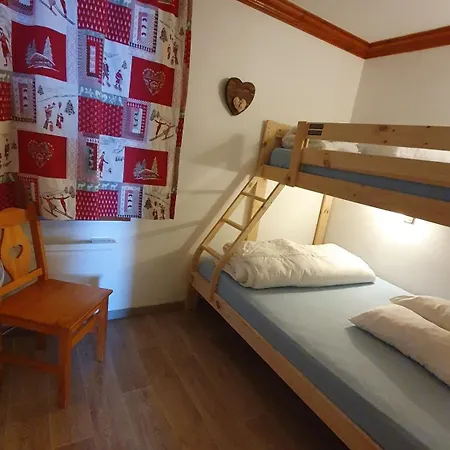 Creux De L'ours Mottaret, 3 A 5 Couchages Apartment *